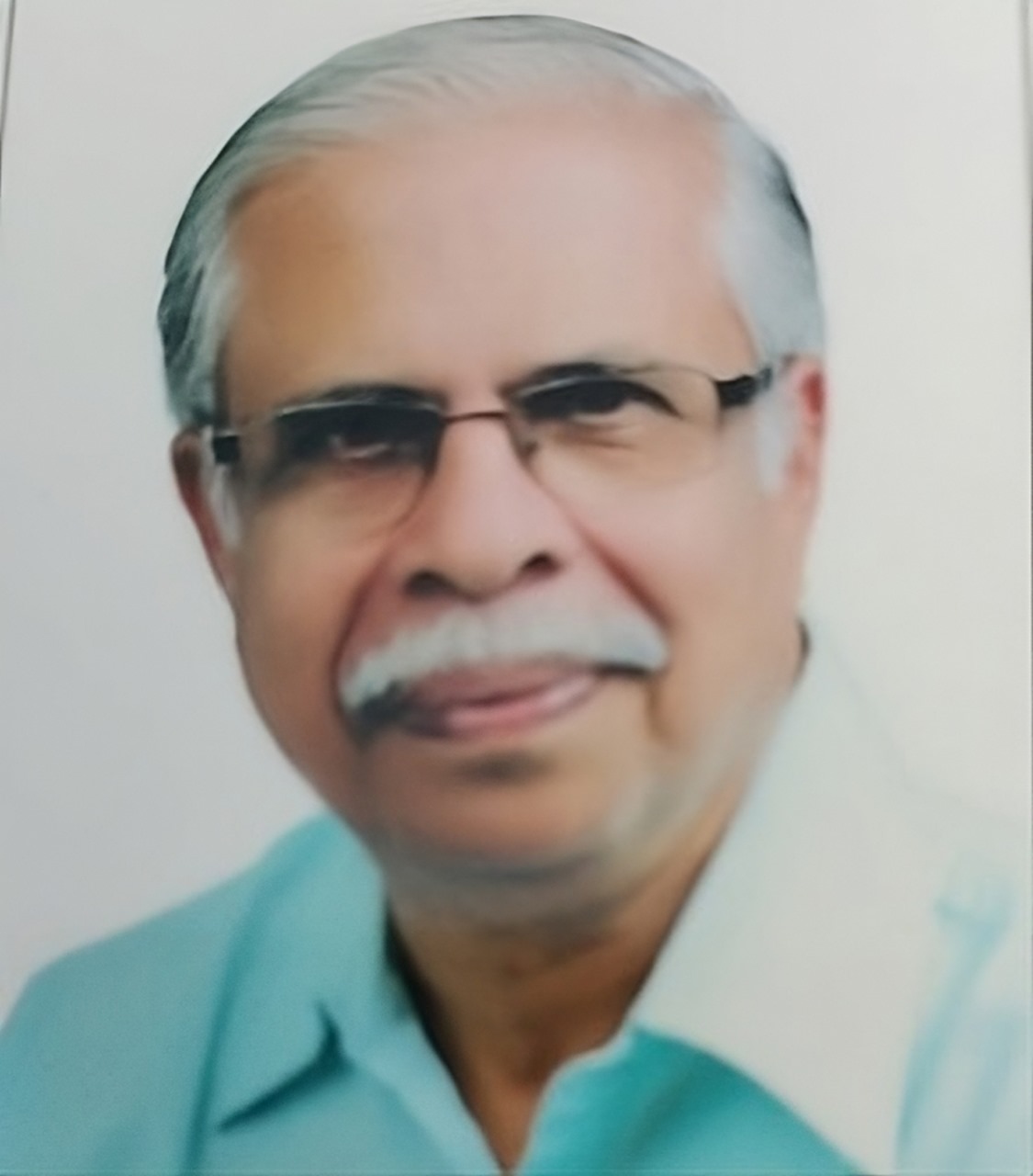 അഡ്വ.കെ.ആർ.കുറുപ്പ് 